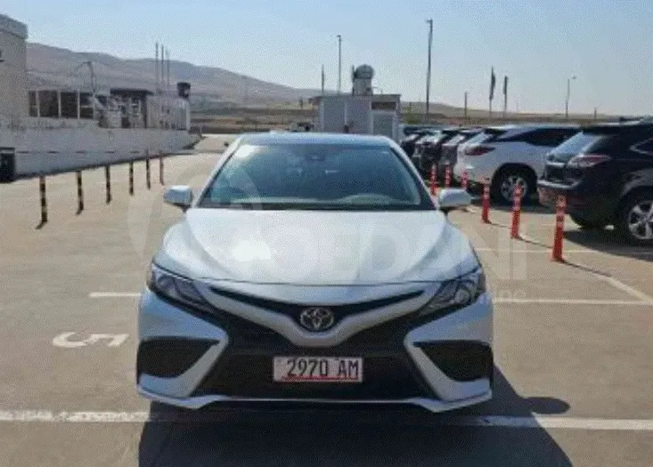 Toyota Camry 2.5L 2021 Тбилиси - изображение 2