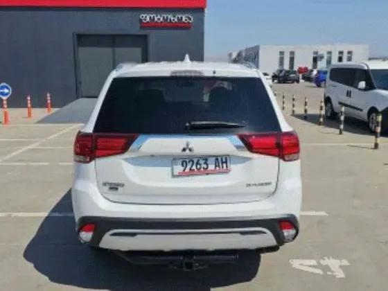 Mitsubishi Outlander 2019 Тбилиси