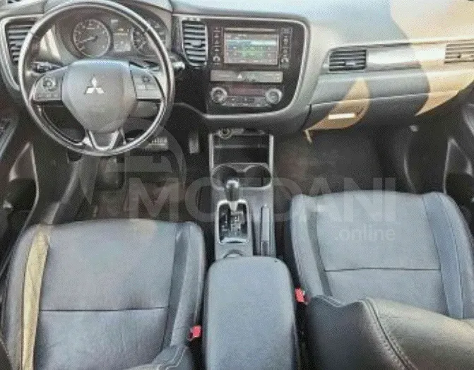 Mitsubishi Outlander 2016 Тбилиси - изображение 5