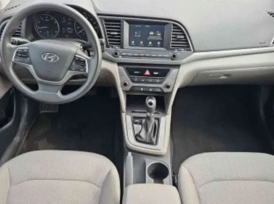 Hyundai Elantra 2017 თბილისი