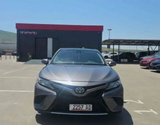 Toyota Camry 2018 თბილისი