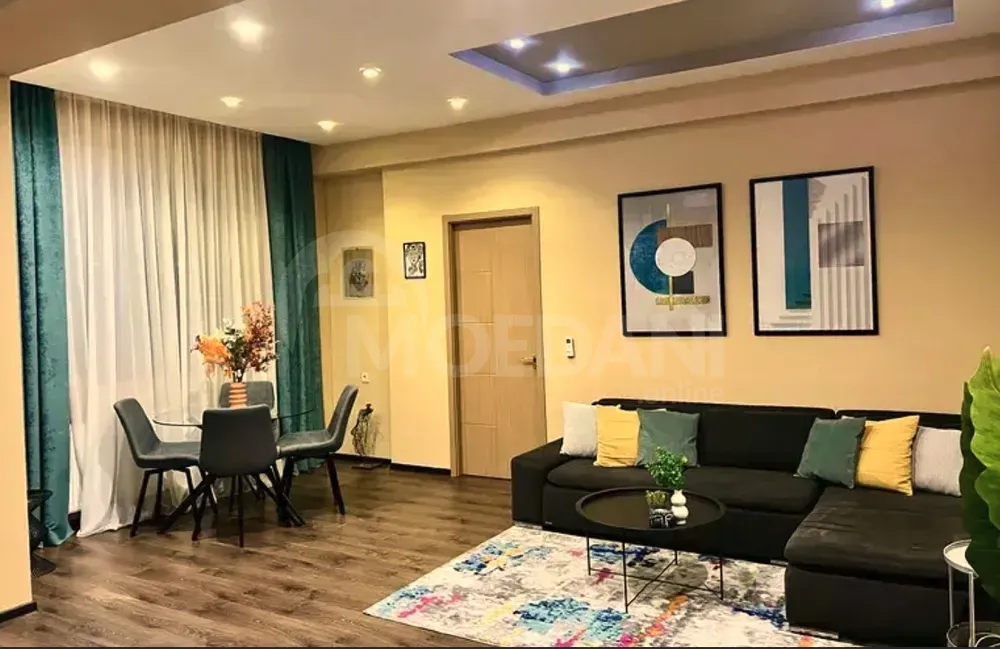 ქირავდება 2 ოთახიანი ბინა 75მ² 6/10 სართ თბილისი - photo 1