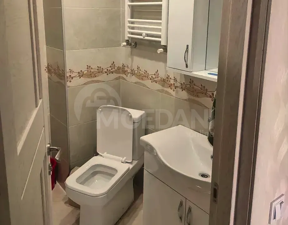 ქირავდება 2 ოთახიანი ბინა 60მ² 7/11 სართ თბილისი - photo 2