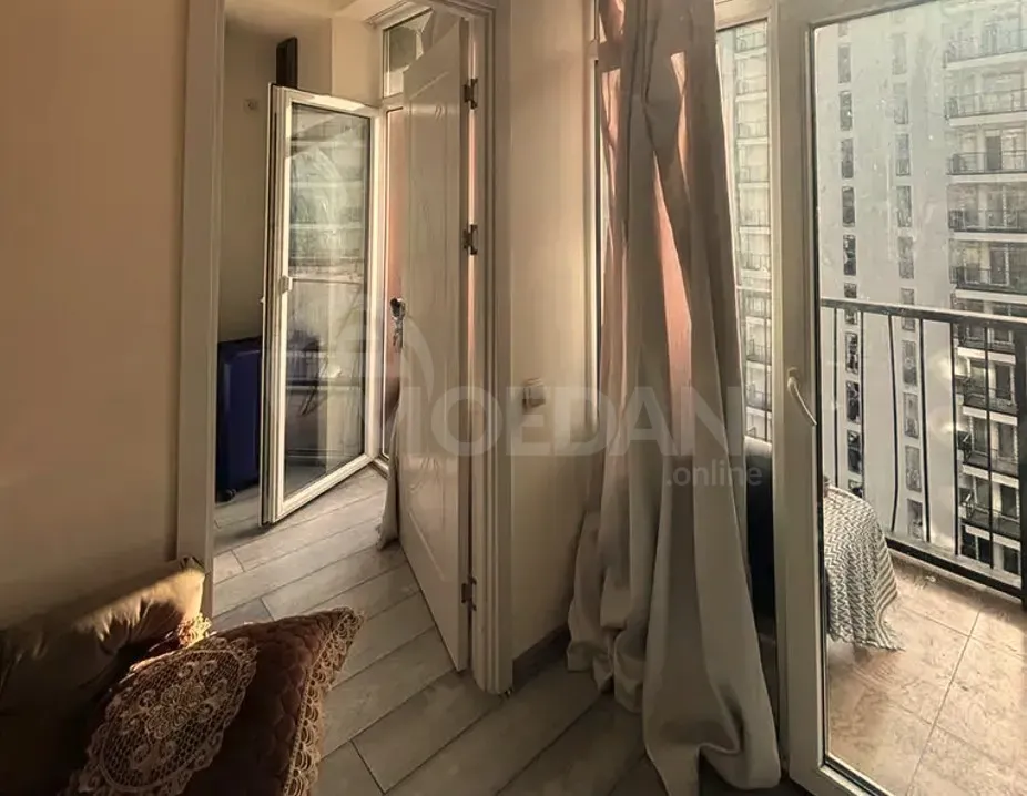 ქირავდება 3 ოთახიანი ბინა 70მ² 10/20 სართ თბილისი - photo 1