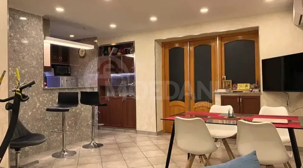 ქირავდება 3 ოთახიანი ბინა 75მ² 9/9 სართ თბილისი - photo 7