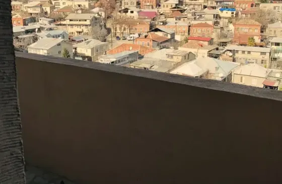 ქირავდება 3 ოთახიანი ბინა 80მ² 13/15 სართ თბილისი