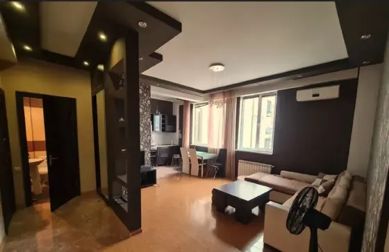 ქირავდება 3 ოთახიანი ბინა 72მ² 12/14 სართ თბილისი