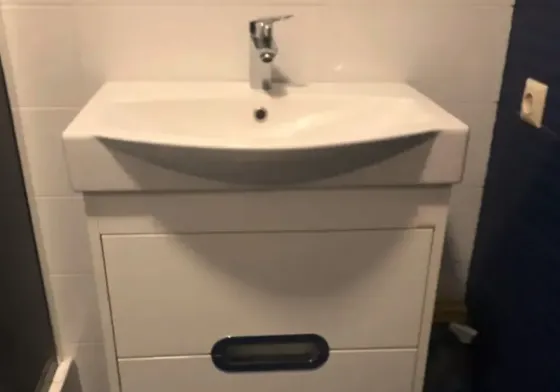 ქირავდება 2 ოთახიანი ბინა 63მ² 5/5 სართ თბილისი