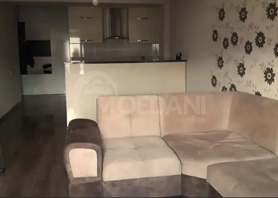 ქირავდება 2 ოთახიანი ბინა 63მ² 5/5 სართ თბილისი - photo 4