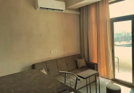 ქირავდება 2 ოთახიანი ბინა 50მ² 10/12 სართ თბილისი