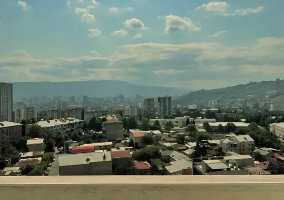 ქირავდება 2 ოთახიანი ბინა 50მ² 10/12 სართ თბილისი