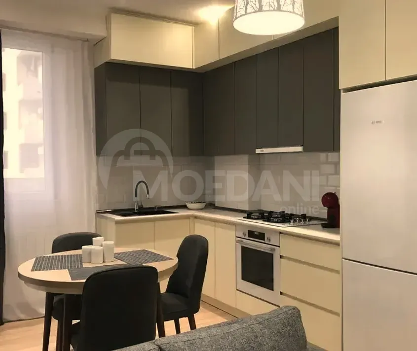 ქირავდება 2 ოთახიანი ბინა 50მ² 7/24 სართ თბილისი - photo 1