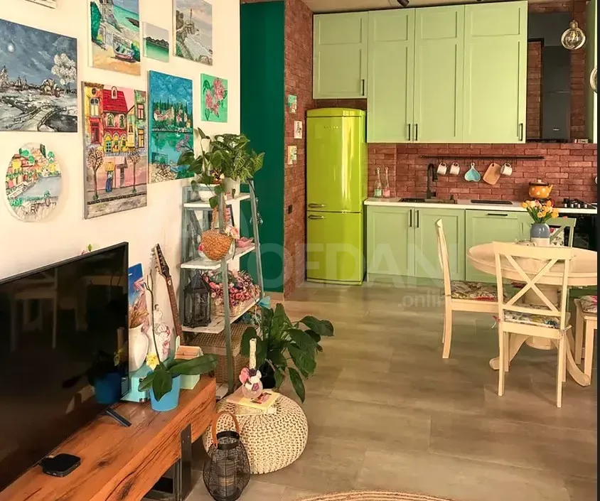 Apartments For Rent three-room 80м² 3/6 floor Tbilisi - photo 1