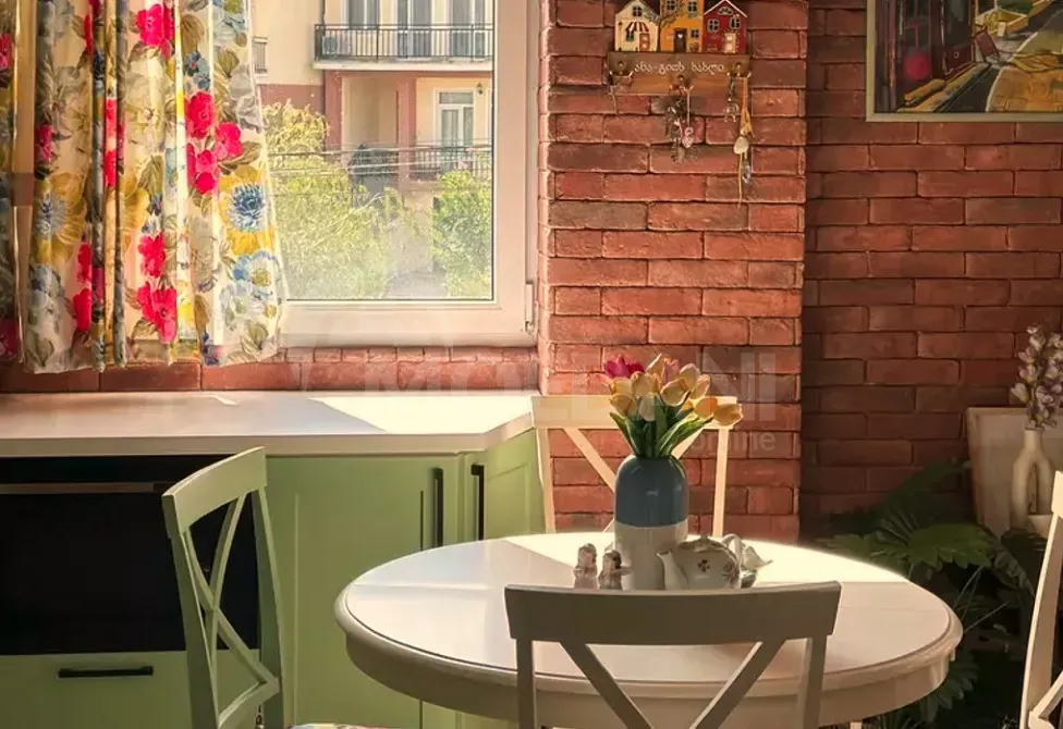 Apartments For Rent three-room 80м² 3/6 floor Tbilisi - photo 11