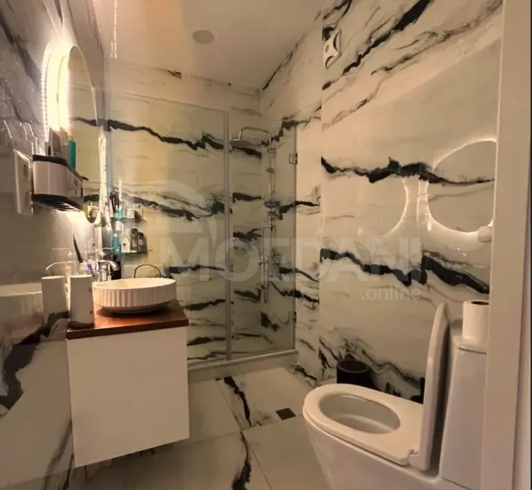 Продам 4-комн. квартиру 130м² 3/9 эт. Тбилиси - изображение 2