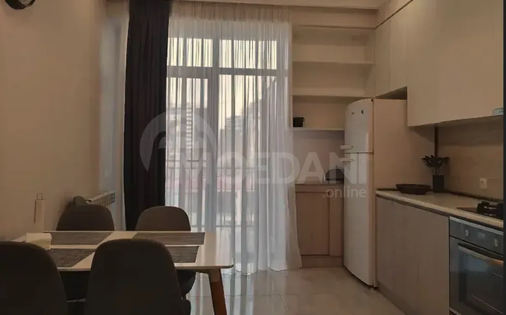 ქირავდება 4 ოთახიანი ბინა 160მ² 4/8 სართ თბილისი - photo 2