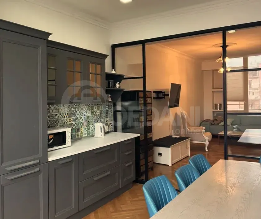 ქირავდება 4 ოთახიანი ბინა 125მ² 10/11 სართ თბილისი - photo 2