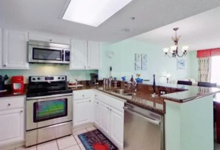 Apartments For Rent three-room 120м² 4/8 floor Tbilisi - photo 4