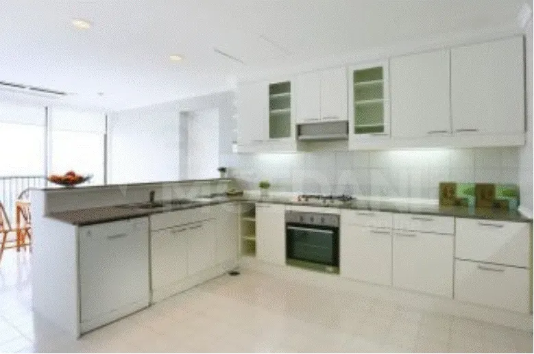 ქირავდება 4 ოთახიანი ბინა 178მ² 5/6 სართ თბილისი - photo 2