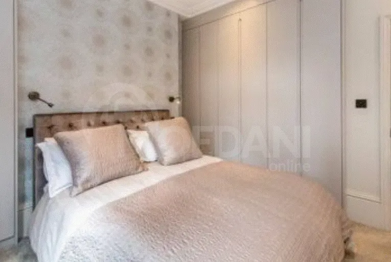 ქირავდება 5 ოთახიანი ბინა 248მ² 6/11 სართ თბილისი - photo 2