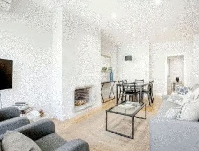 Сдам 5-комн. квартиру 230м² 5/6 эт. Тбилиси - изображение 2