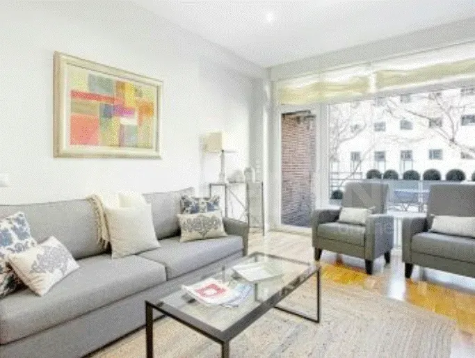 Сдам 5-комн. квартиру 230м² 5/6 эт. Тбилиси - изображение 1