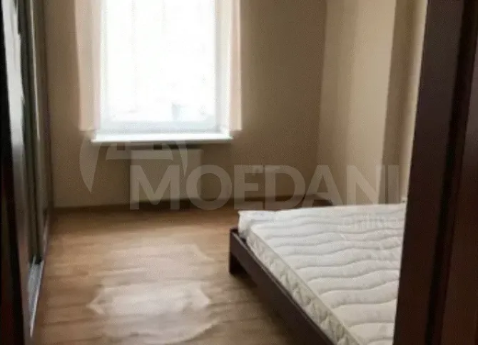 Сдам 3-к. квартиру 70м² 2/4 эт. Тбилиси - изображение 3