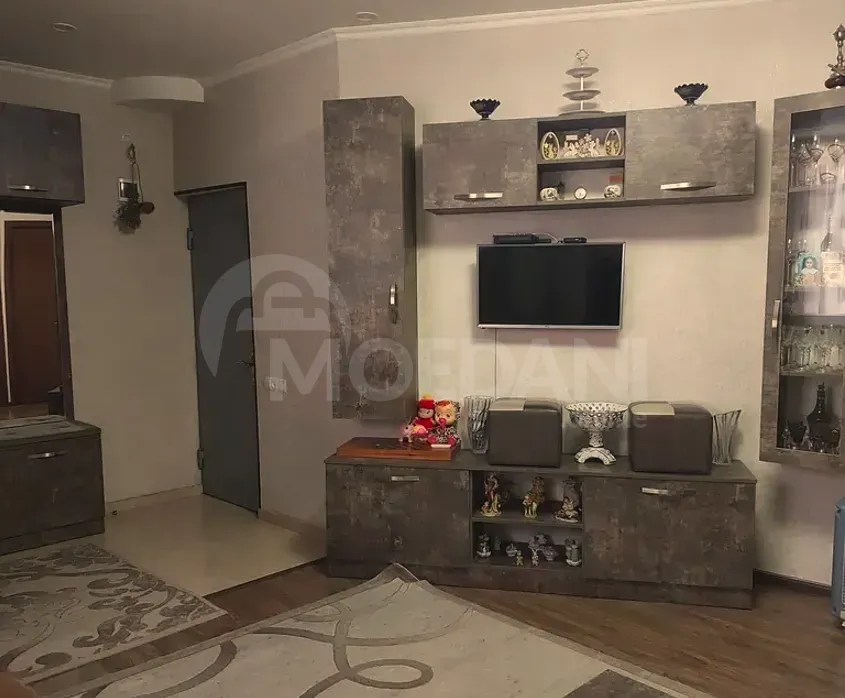 Сдам 2-комн. квартиру 50м² 4/9 эт. Тбилиси - изображение 2