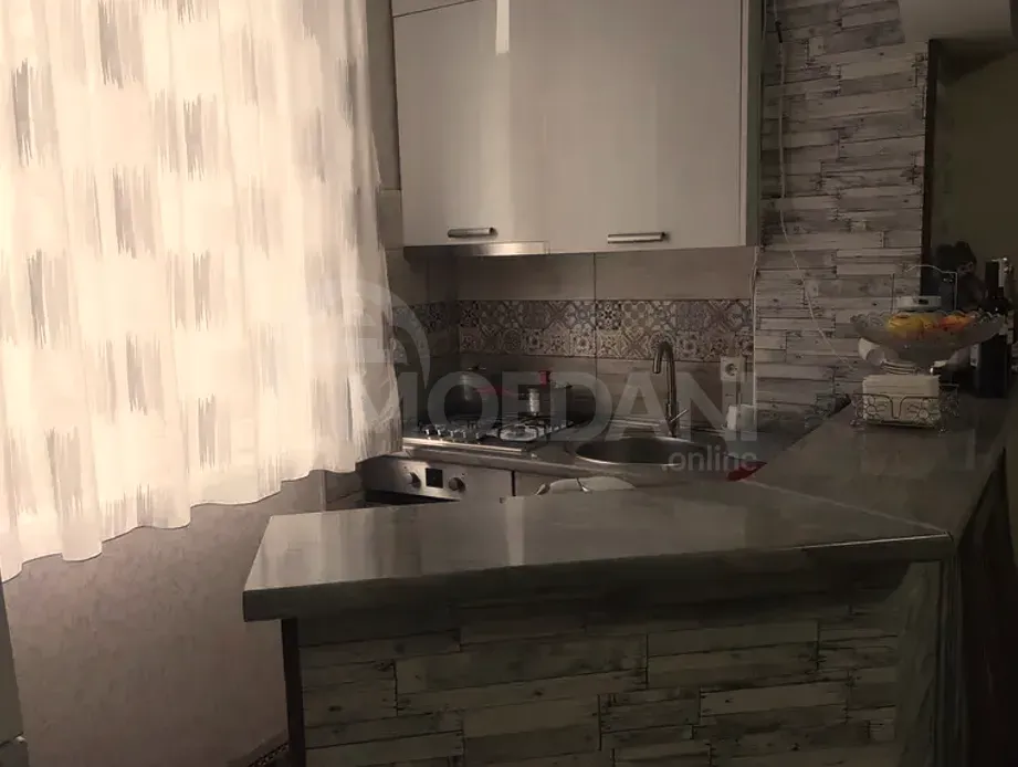 Сдам 2-комн. квартиру 50м² 4/9 эт. Тбилиси - изображение 3