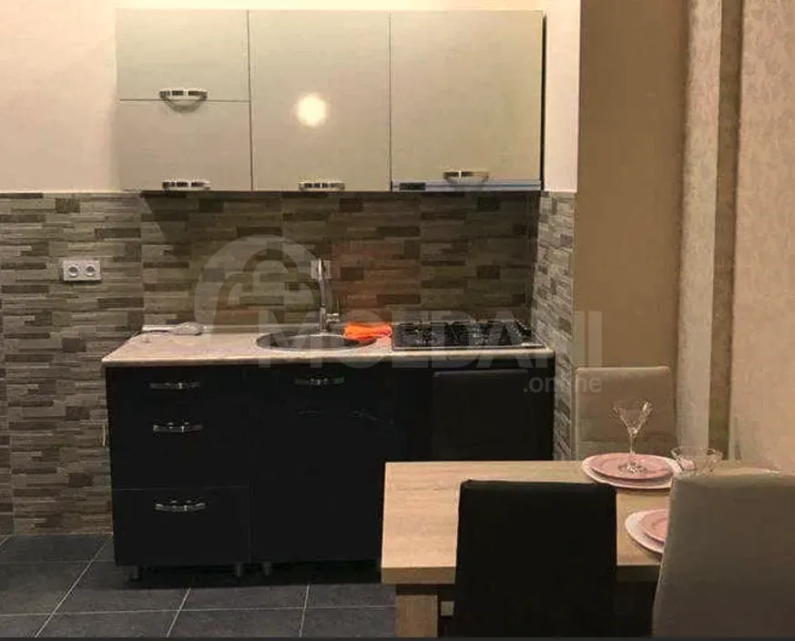 ქირავდება 2 ოთახიანი ბინა 55მ² 6/20 სართ თბილისი - photo 6