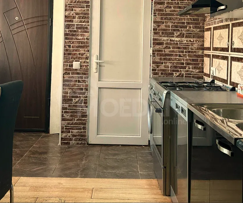 ქირავდება 4 ოთახიანი ბინა 80მ² 2/2 სართ თბილისი - photo 3