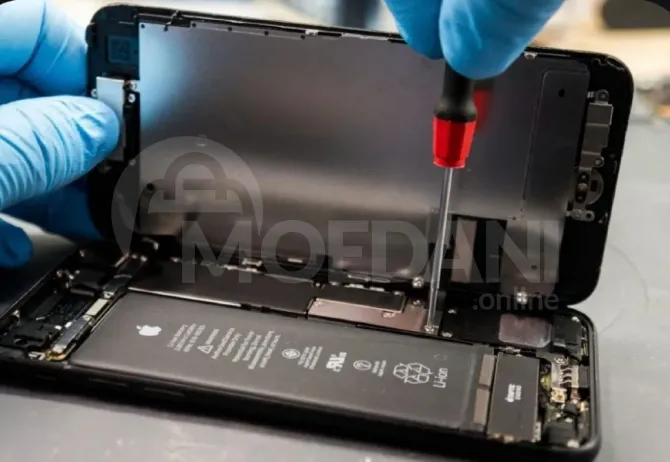 Replacing the iPhone 15 screen Tbilisi - photo 1