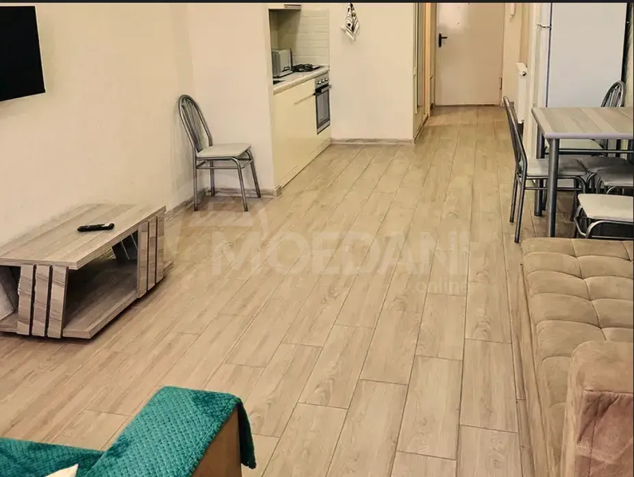 ქირავდება 2 ოთახიანი ბინა 45მ² 10/18 სართ თბილისი - photo 1