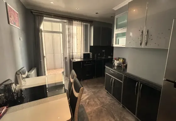 ქირავდება 3 ოთახიანი ბინა 110მ² 9/14 სართ თბილისი