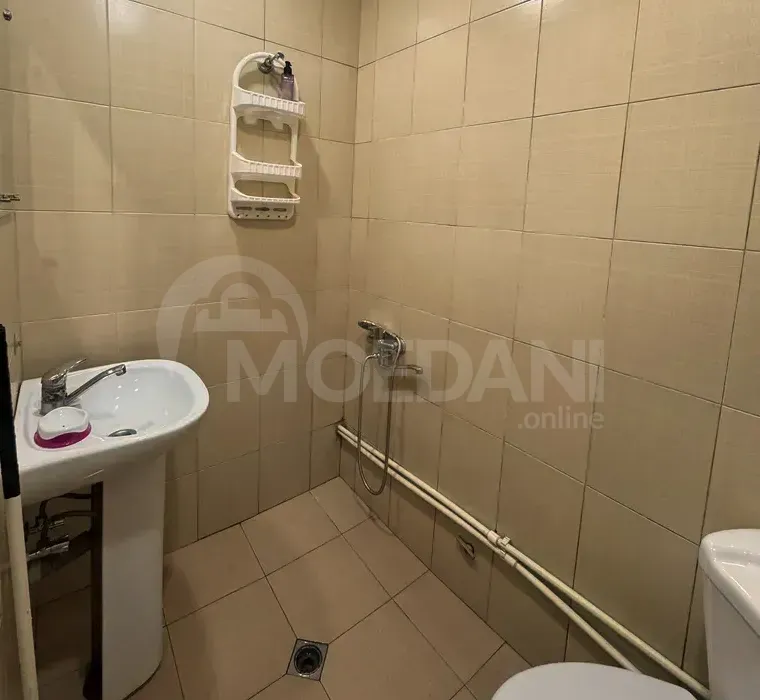 ქირავდება 2 ოთახიანი ბინა 70მ² 1/4 სართ თბილისი - photo 8