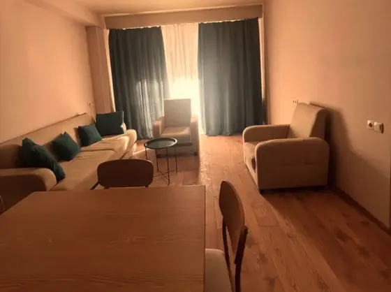 ქირავდება 2 ოთახიანი ბინა 50მ² 5/15 სართ თბილისი