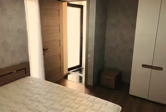 ქირავდება 3 ოთახიანი ბინა 80მ² 8/15 სართ თბილისი