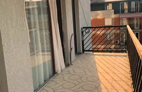 ქირავდება 3 ოთახიანი ბინა 80მ² 8/15 სართ თბილისი