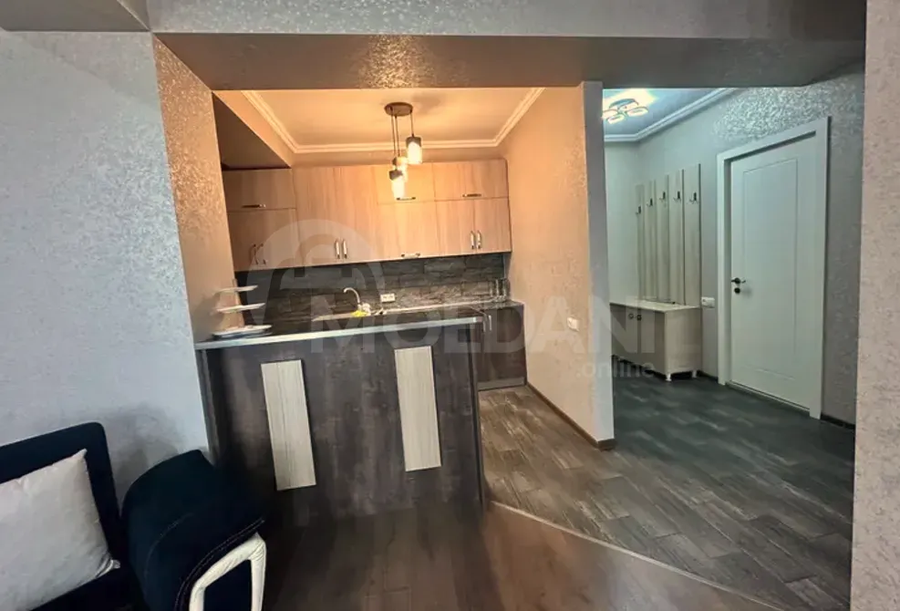 ქირავდება 2 ოთახიანი ბინა 70მ² 10/11 სართ თბილისი - photo 7