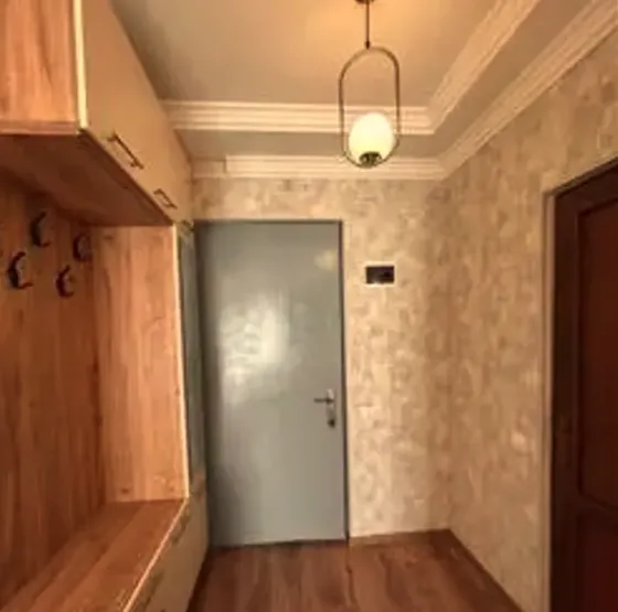 ქირავდება 2 ოთახიანი ბინა 45მ² 7/12 სართ თბილისი