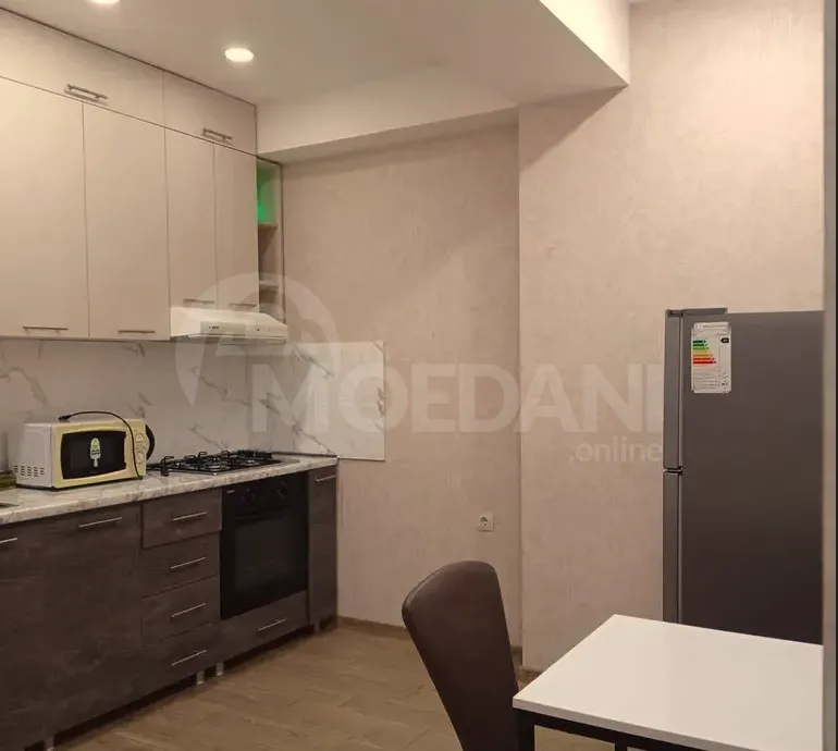 ქირავდება 2 ოთახიანი ბინა 60მ² 12/18 სართ თბილისი - photo 9