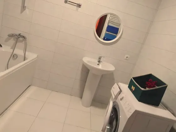 ქირავდება 3 ოთახიანი ბინა 75მ² 3/14 სართ თბილისი