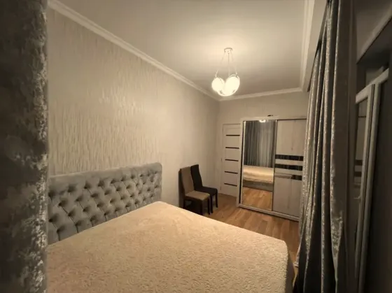 ქირავდება 3 ოთახიანი ბინა 80მ² 5/23 სართ თბილისი