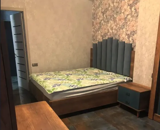 ქირავდება 3 ოთახიანი ბინა 70მ² 1/4 სართ თბილისი