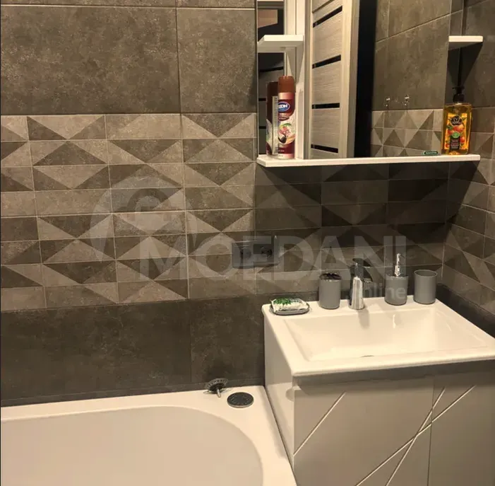 ქირავდება 3 ოთახიანი ბინა 70მ² 1/4 სართ თბილისი - photo 2