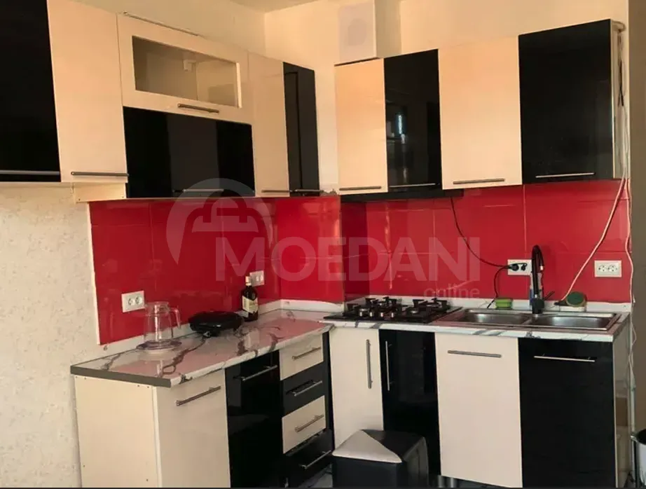 Сдам 2-комн. квартиру 45м² 2/9 эт. Тбилиси - изображение 3