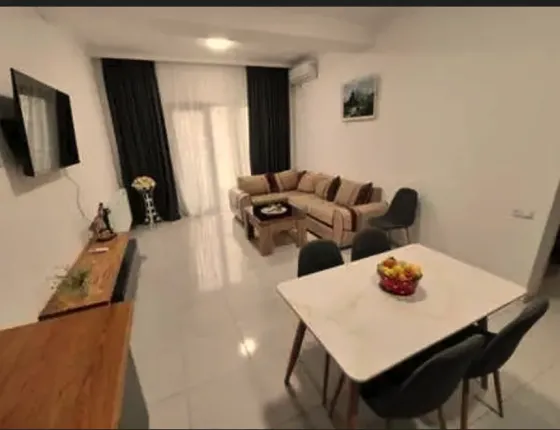 ქირავდება 2 ოთახიანი ბინა 65მ² 8/12 სართ თბილისი