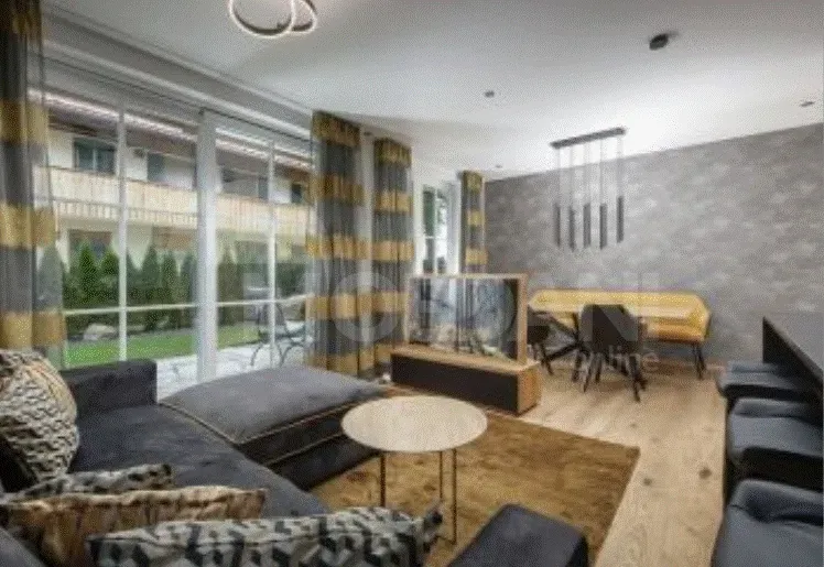 House for rent 310м² Tbilisi - photo 1