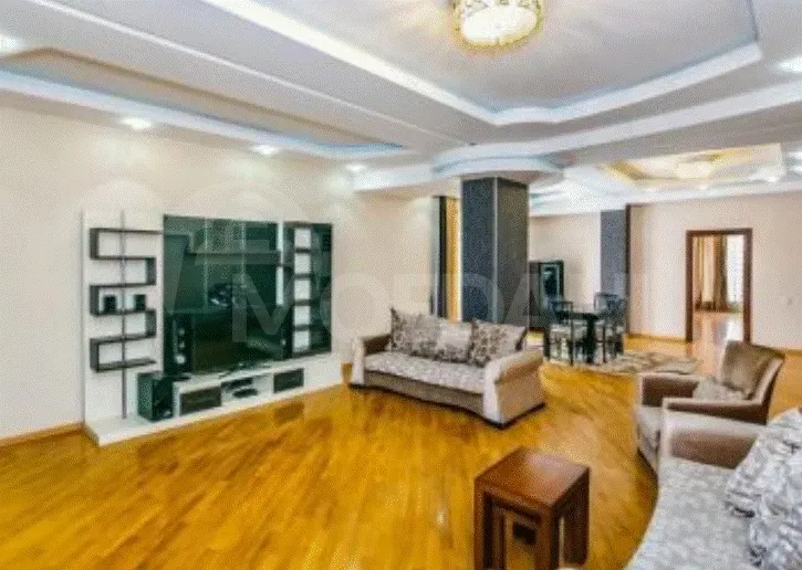 ქირავდება 3 ოთახიანი ბინა 118მ² 7/12 სართ თბილისი - photo 1