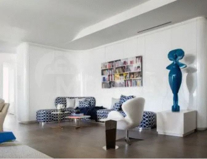 Сдам 5-комн. квартиру 220м² 7/18 эт. Тбилиси - изображение 1